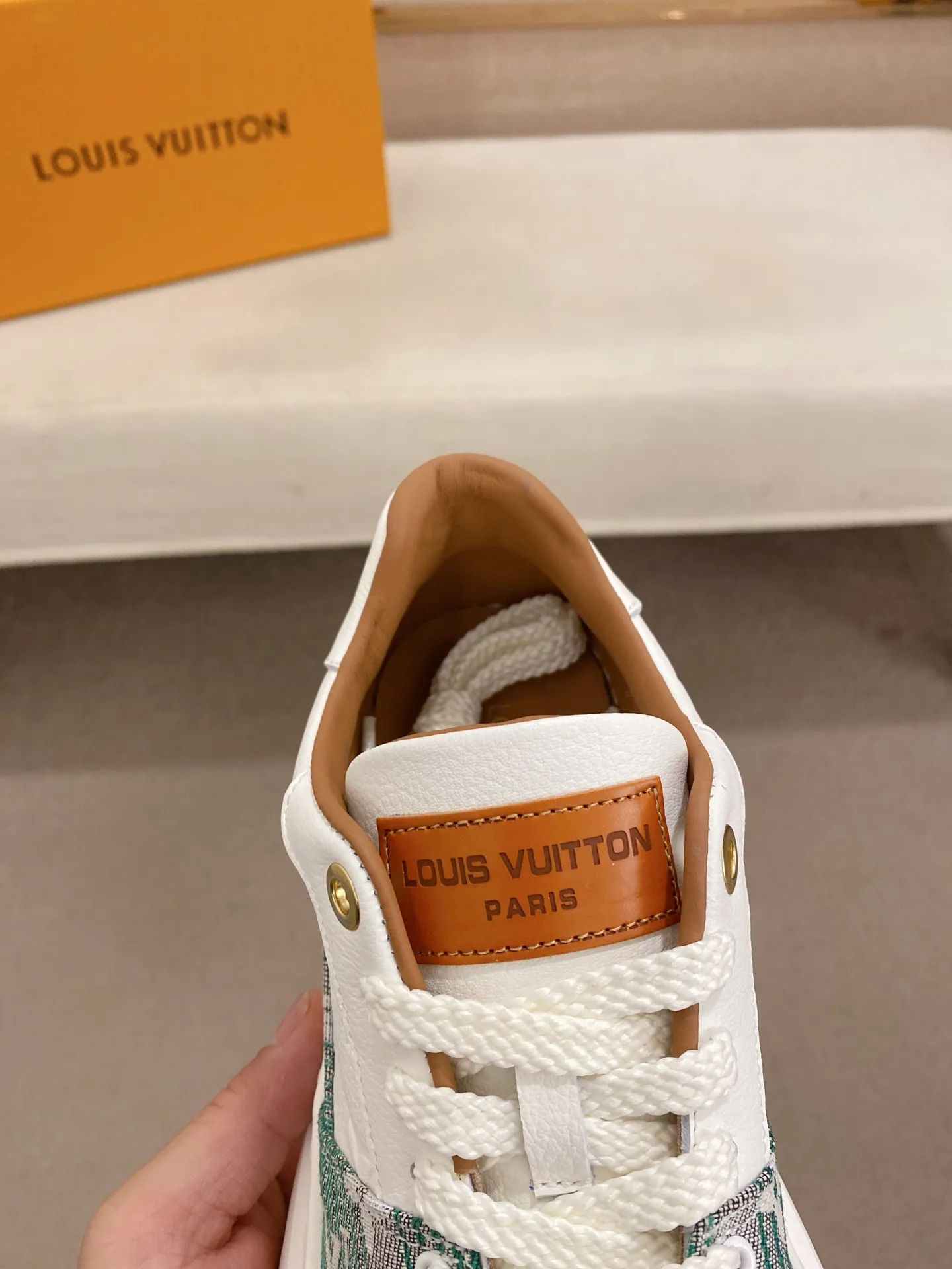 Factory price: 480💰🎉🎉LV~Louis Vuitton trendy men's shoes, new shipments, latest matching, same style as the official website, super high quality, best-selling season [strong][strong][strong]Selected first-layer cowhide, comfortable cowhide lining, original last, comfortable on the feet, wear-resistant rubber outsole, size: 38-44.